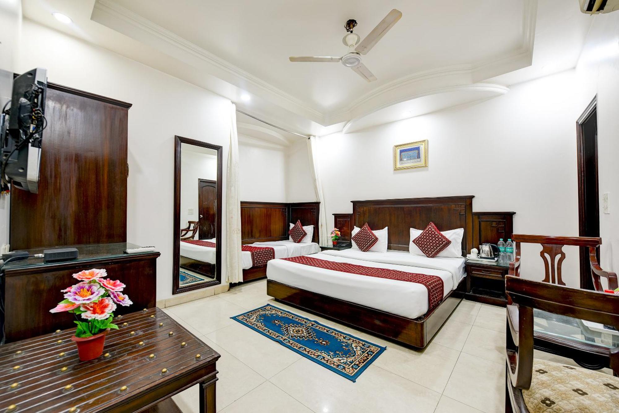 Hotel Legend International - 02 Mins From New Delhi Railway Station Exterior foto